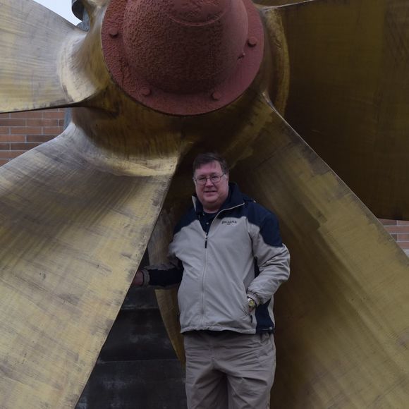 Meet your Posher, Peter - Picture 1 of 1